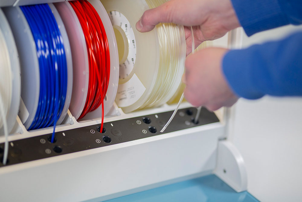 Removing broken PVA from the Material Station