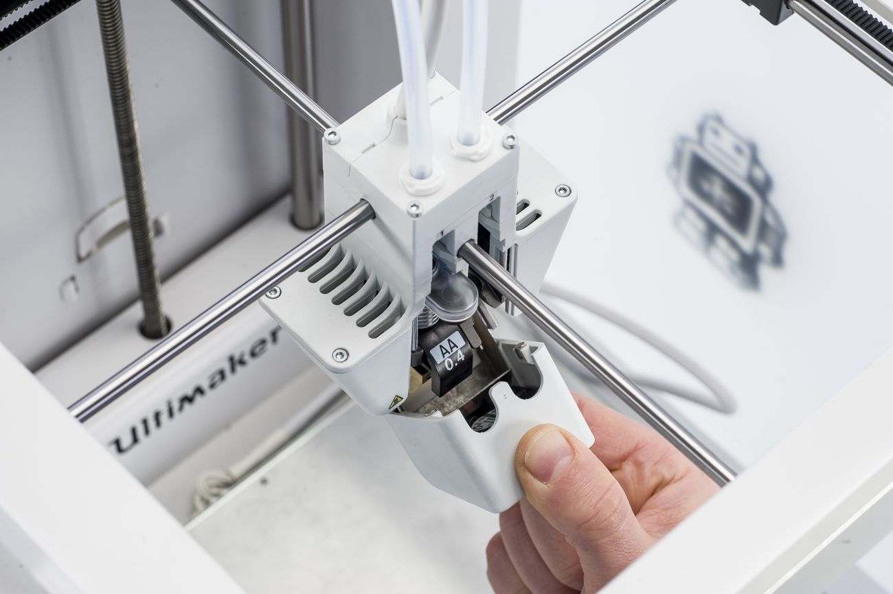 Installing print on the Ultimaker 3