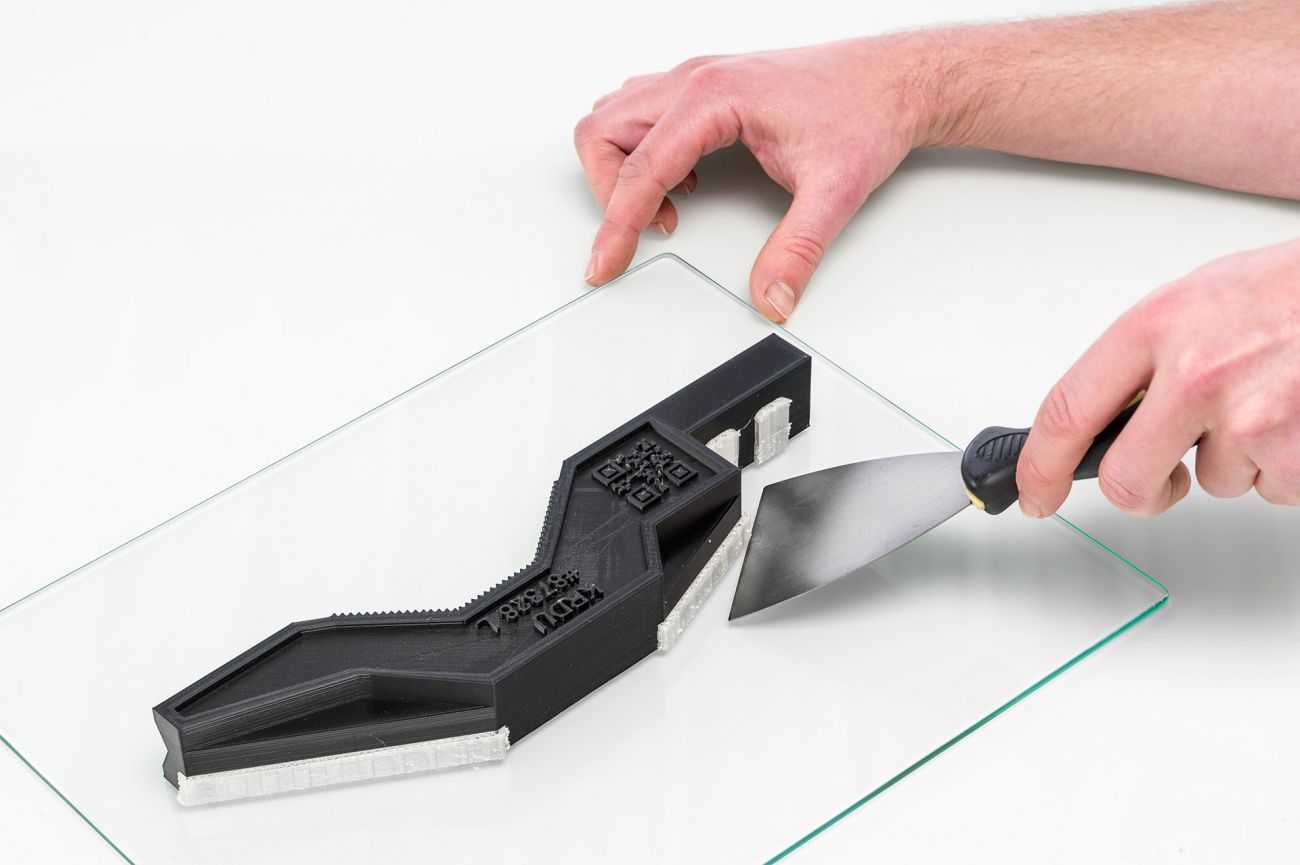 remove_the_print_spatula.jpg