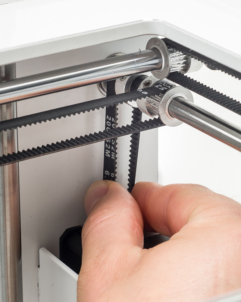 Check the tension of the UltiMaker 2+ Connect short belts
